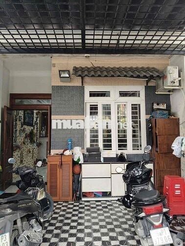DƯỚI 5 TỶ – HẺM XE TẢI 5M – NGAY NGÃ TƯ TRUNG CHÁNH – SHR RIÊNG