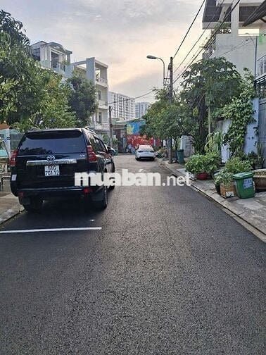Cần Cho thuê nhà PTTN. khu 10ha .DT 4x18 .1 trệt 2Lầu 3PN 3WS giá13 TL