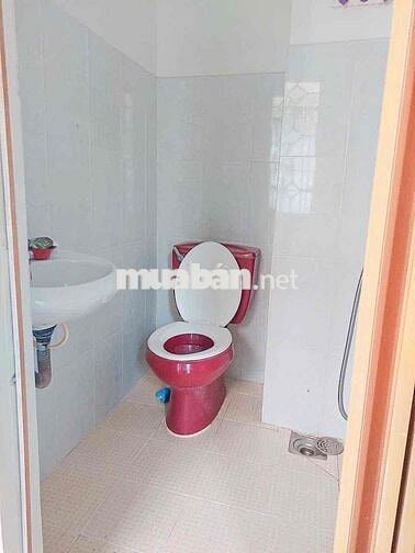 Cho thuê nhà nguyên căn Đường Nguyễn Tất Thành Quận 4