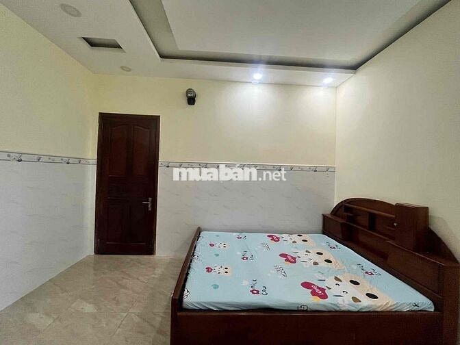 Phòng máy lạnh Nguyễn Thái Sơn/ Dương Quảng Hàm
