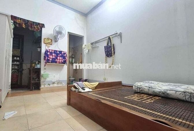 DƯỚI 5 TỶ – HẺM XE TẢI 5M – NGAY NGÃ TƯ TRUNG CHÁNH – SHR RIÊNG