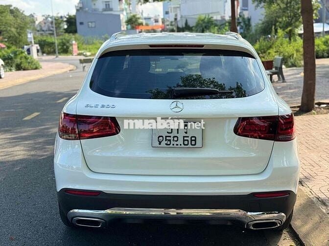 Mercedes-Benz GLC 200 V1 Trắng SX 2022 đi ít