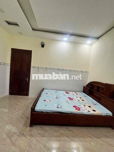 Phòng máy lạnh Nguyễn Thái Sơn/ Dương Quảng Hàm