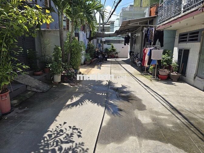 Bán nhanh mảnh đất HXH đường Nguyễn Văn Quá, P. Đông Hưng Thuận, 5x30m