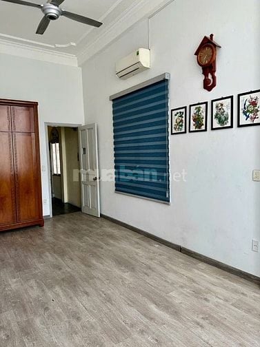 Cho thuê cửa hàng tầng 2, mặt phố 495 Trần Khát Chân, Phường Bạch Mai