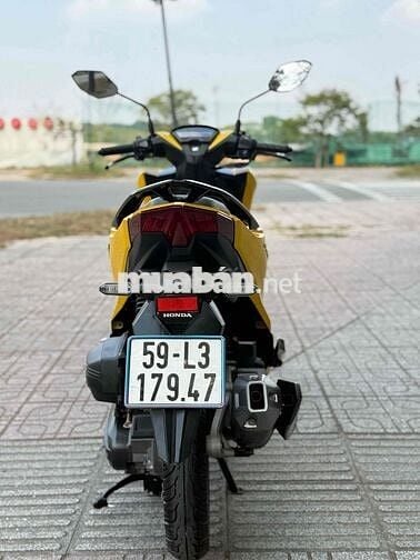 Honda Vario 150 2020 Vàng 12000 km