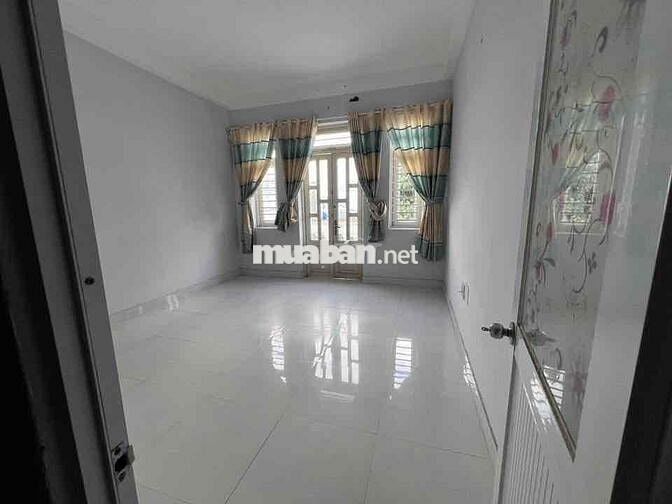 Trệt 2 lầu sân thượng 4*14; 3pn Rẻ chốt lẹ