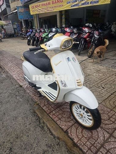Piaggio Vespa 150 ABS 2022 Trắng, Vàng 6.000 km