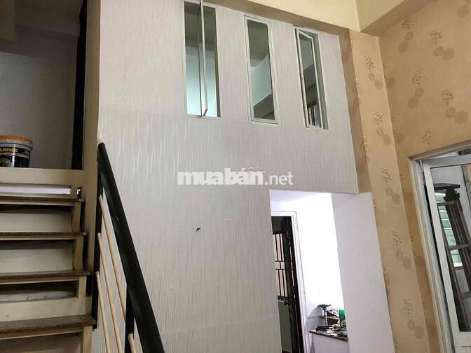 cần bán nhanh căn hộ ngay cầu vượt Sóng Thần , căn góc đẹp,