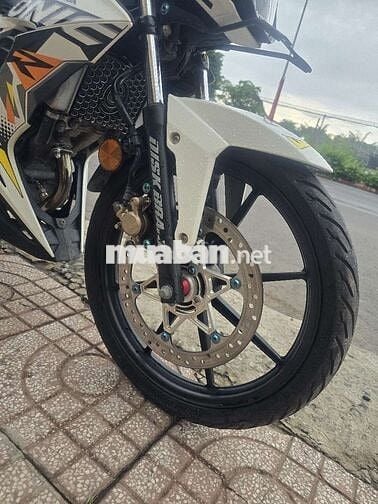 Honda Sonic 150R Trắng