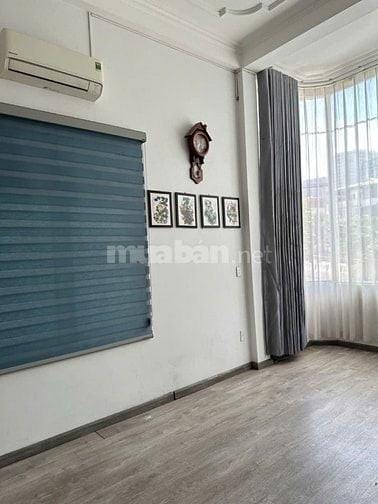Cho thuê cửa hàng tầng 2, mặt phố 495 Trần Khát Chân, Phường Bạch Mai