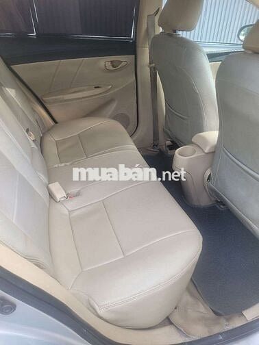 Toyota Vios E 2015 Bạc