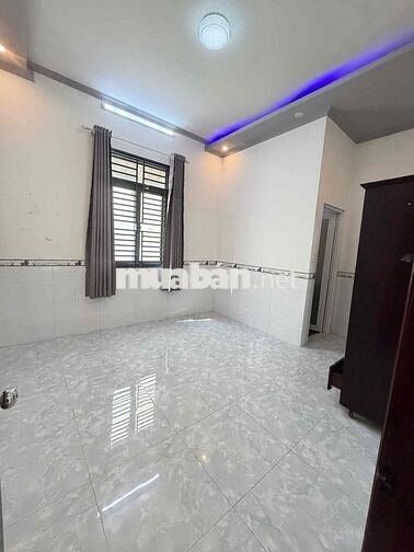 Nhà sân vườn 260m2 gần Đại học Tây Đô