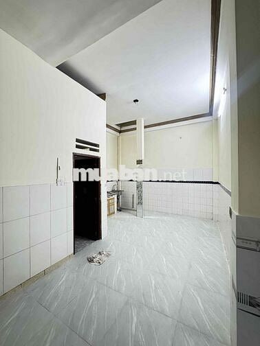 NHÀ Ở hoặc VĂN PHÒNG, CÔNG TY . 1 Trệt - 2 Lầu. Ngang 4,5m - Dài 15m