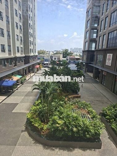 Chính chủ bán CH Green River Dt80m2/ 3PN giá 3tỷ230 view sông quận 8