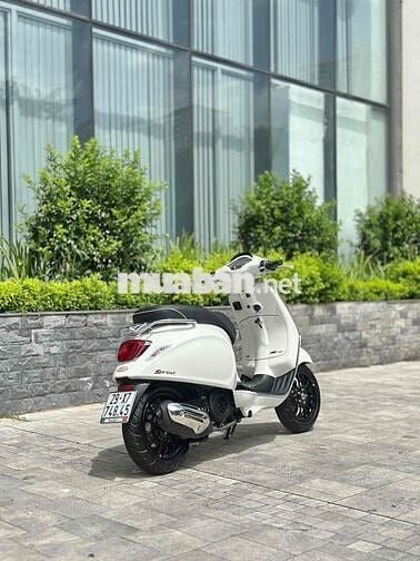 Piaggio Vespa Sprint S125 ABS
