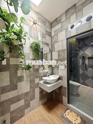 🏡 NHÀ ĐẸP GẦN KHU TÊN LỬA – HẺM 6M THÔNG THOÁNG – CHỈ 5 TỶ 380 TRIỆU 🏡