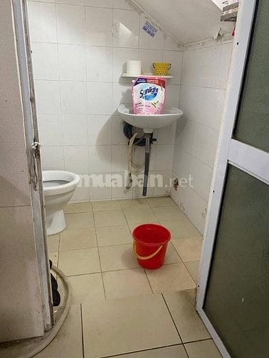 nhà 3 tầng quận Ha bà trưng 42m2 giá 8 triệu