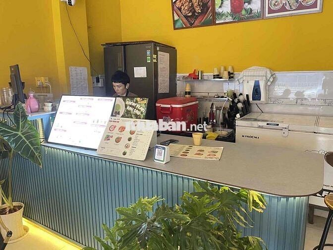 QUÁN CAFE ĐẸP LẮM, CAFE MÁY LẠNH - VIEW CROFTOP, TRỆT VỈA HÈ 9m, View