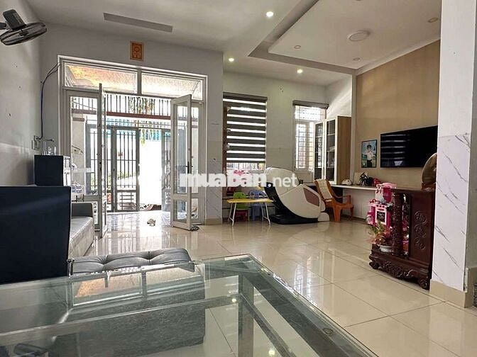 Nhà Hẻm xe hơi ngủ ngon trong nhà ngang hiếm hơn 6m 