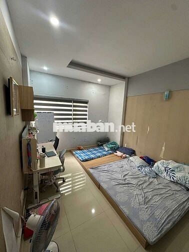 Nhà Hẻm xe hơi ngủ ngon trong nhà ngang hiếm hơn 6m 