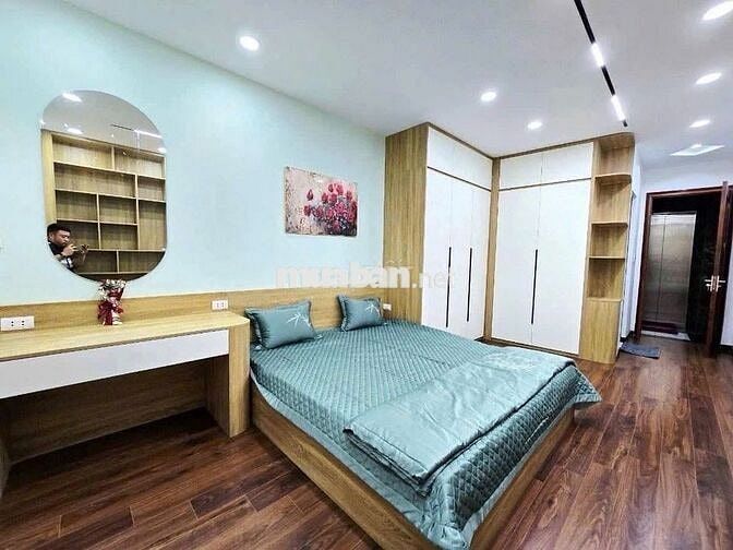 NHÀ CẦU GIẤY -VỊ TRÍ VÀNG THUẬN TIỆN -CON CÁI HỌC HÀNH TIỆN LỢI-12 TỶ