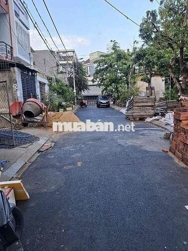 CHO THUÊ NHÀ KHU 10HA CÔNG VIÊN HẠNH PHÚC