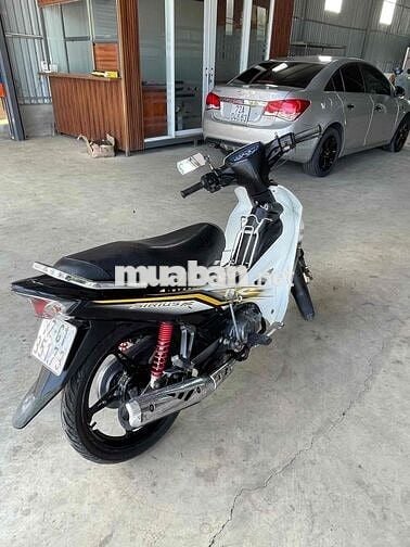 Yamaha Sirius Trắng Zin