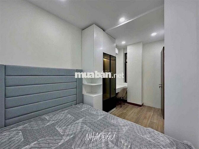 CĂN HỘ 2 PHÒNG NGỦ BAN CÔNG ĐÓN NẮNG SIÊU THOÁNG FULL NỘI THẤT