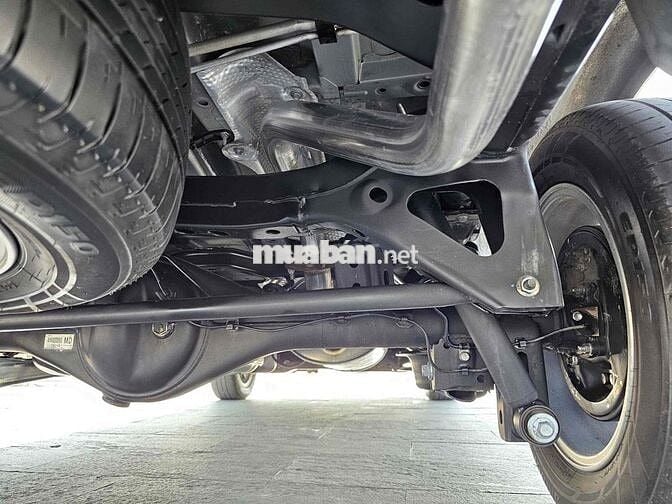Toyota Innova 8 chỗ Số sàn Bạc