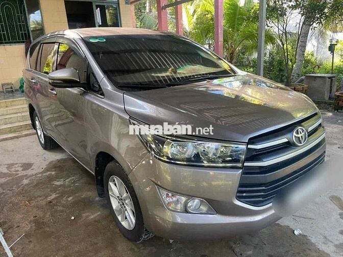 Toyota Innova 2017 Nâu Xăng A95
