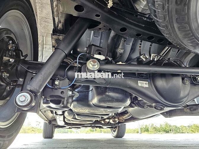 Toyota Innova 8 chỗ Số sàn Bạc