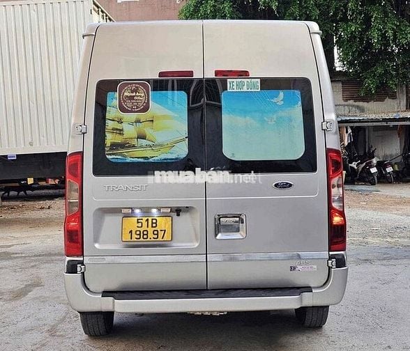 Ford Transit Mid 2016 Số sàn 16 chỗ Bạc