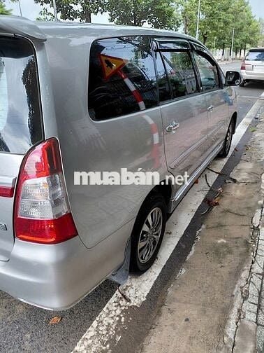Toyota Innova 2.0E 2015 Bạc Số sàn 195.000 km