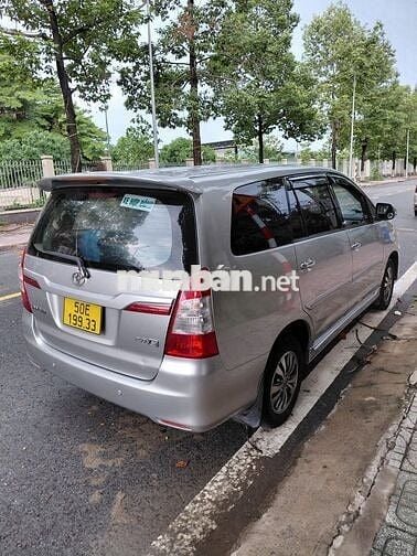 Toyota Innova 2.0E 2015 Bạc Số sàn 195.000 km