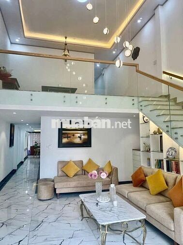 NHÀ 3 TẦNG 3PN ĐẸP MỚI NẠI HIÊN