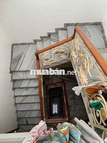 Nhà Bán . DT 5x22 .2 lầu sân thượng 4P 5 wc , khu dân cư phú lợi P7 Q8