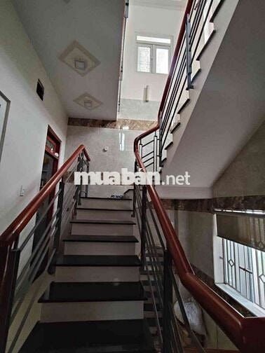 Bán nhà Nguyễn Thị Tú, 160m2, 8x20m, 3 tầng, 12 phòng, hẻm ô tô 8m, TL