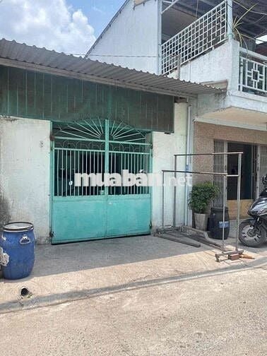 chính chủ cần bán gấp nhà cấp 4 hẻm xe tải 8m thông dt 4x16m
