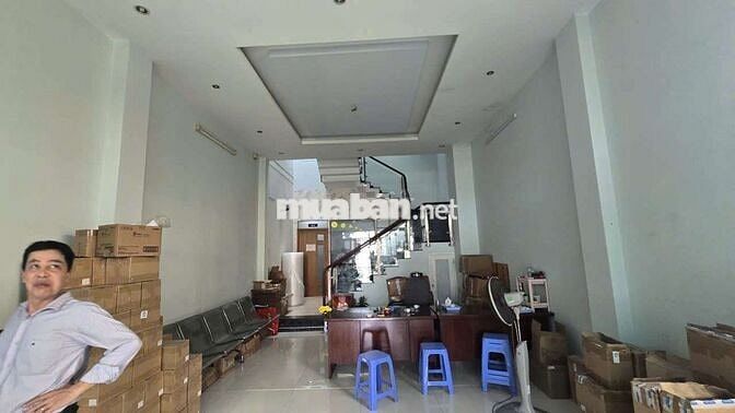 CHO THUÊ NHÀ 5.5X25(TRỆT+2LẦU) ĐƯỜNG XE TẢI LỚN ĐẬU CỬA 
