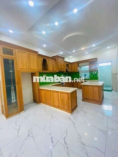 Nhà phố 3 tầng 6,5×24- sẳn nội thất- khu khang an- kế vòng xoay an lạc