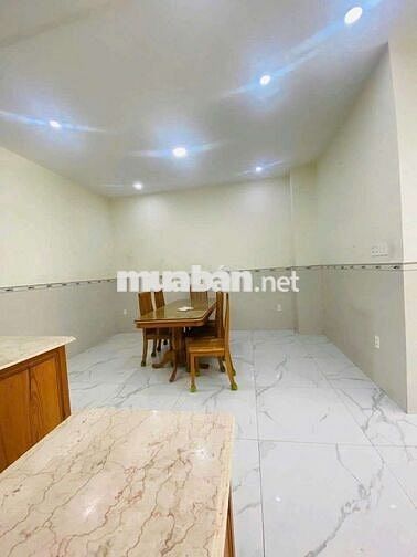 Nhà phố 3 tầng 6,5×24- sẳn nội thất- khu khang an- kế vòng xoay an lạc
