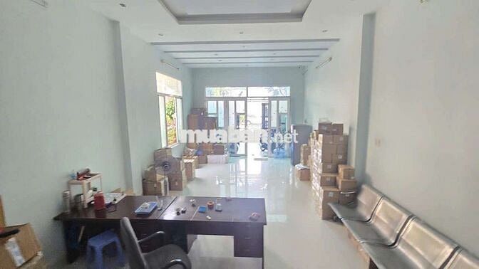 CHO THUÊ NHÀ 5.5X25(TRỆT+2LẦU) ĐƯỜNG XE TẢI LỚN ĐẬU CỬA 