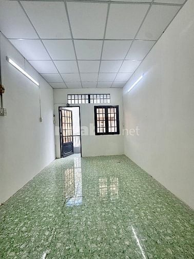 Tân Bình- Lý Thường Kiệt đoạn Thành Thái   - 3 Tầng - HXT - 6,3 Tỷ