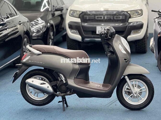 Scoopy 2023 Xám 7k BSTP 76555