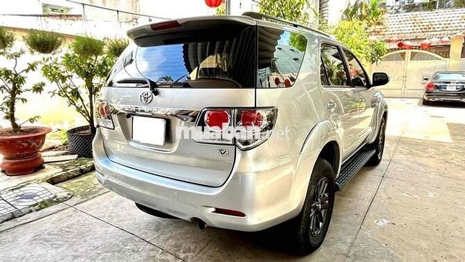 Toyota Fortuner 2.7V 2016. Xe gia đình rất đẹp