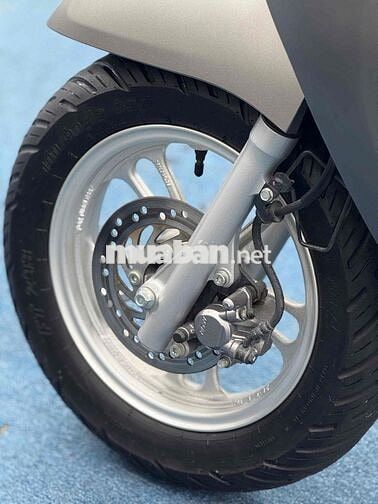 Scoopy 2023 Xám 7k BSTP 76555