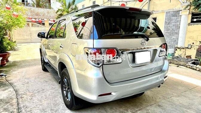 Toyota Fortuner 2.7V 2016. Xe gia đình rất đẹp