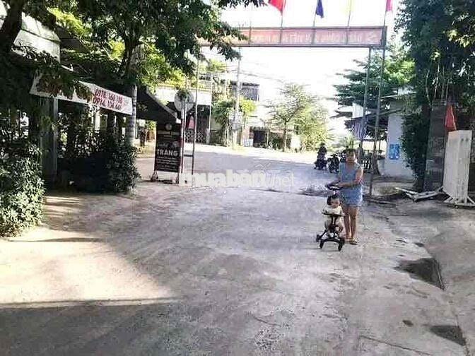 Bán nhà kiệt 4m5 ô tô thông, gần trường học chợ Hoà Thọ Tây,Cẩm Lệ