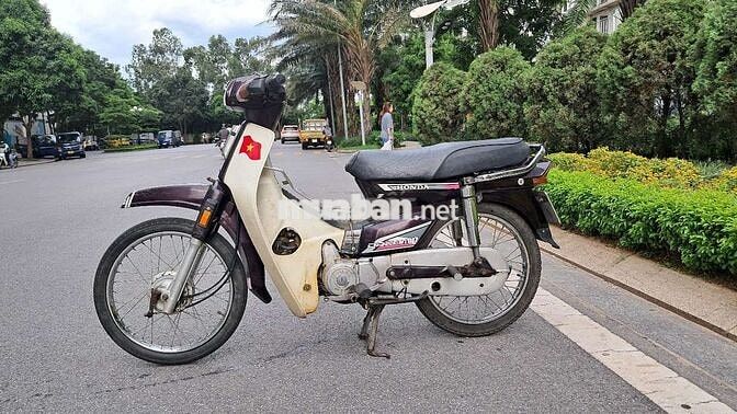 Honda Dream Thái